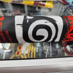Cartucheras varias, estuche cilindro, Naruto, attack on titan, Demons Slayer, Kimetsu, shingeki no kyojin, Shinobu, Inosuke