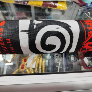 Cartucheras varias, estuche cilindro, Naruto, attack on titan, Demons Slayer, Kimetsu, shingeki no kyojin, Shinobu, Inosuke