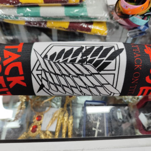Cartucheras varias, estuche cilindro, Naruto, attack on titan, Demons Slayer, Kimetsu, shingeki no kyojin, Shinobu, Inosuke