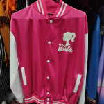 Chaqueta estilo beisbol de Barbie, suetas, abrigos