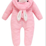 Pijama de conejo, Bebé